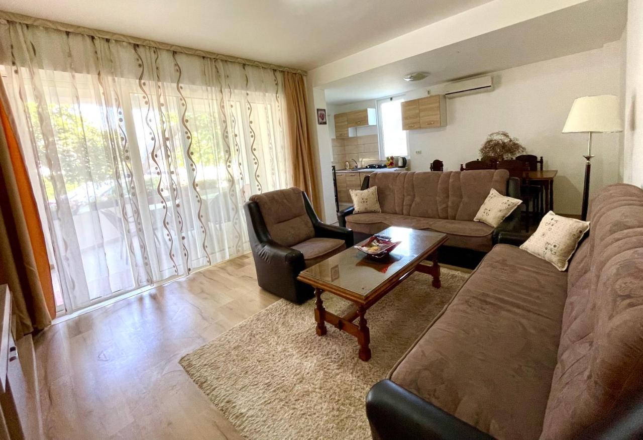 Apartments Flamingo Ulcinj Exterior foto