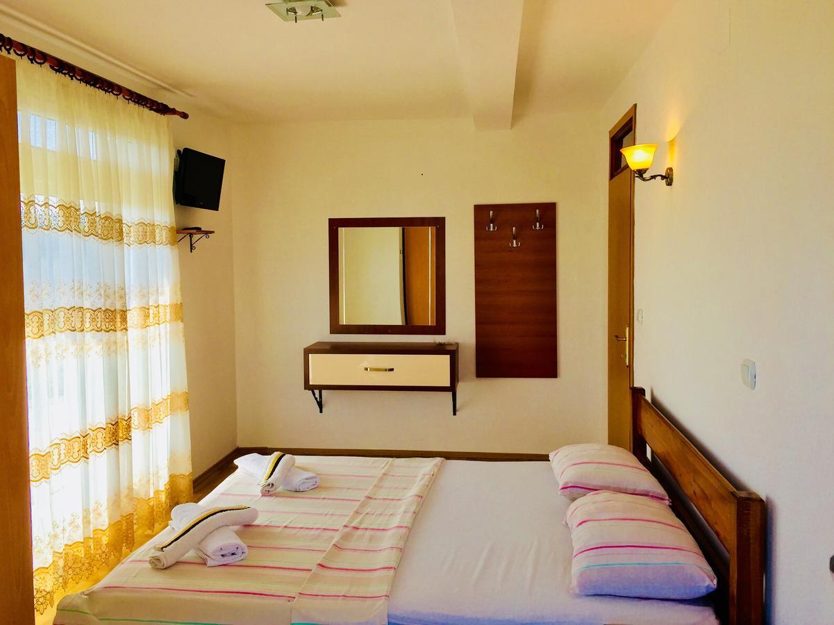 Apartments Flamingo Ulcinj Exterior foto